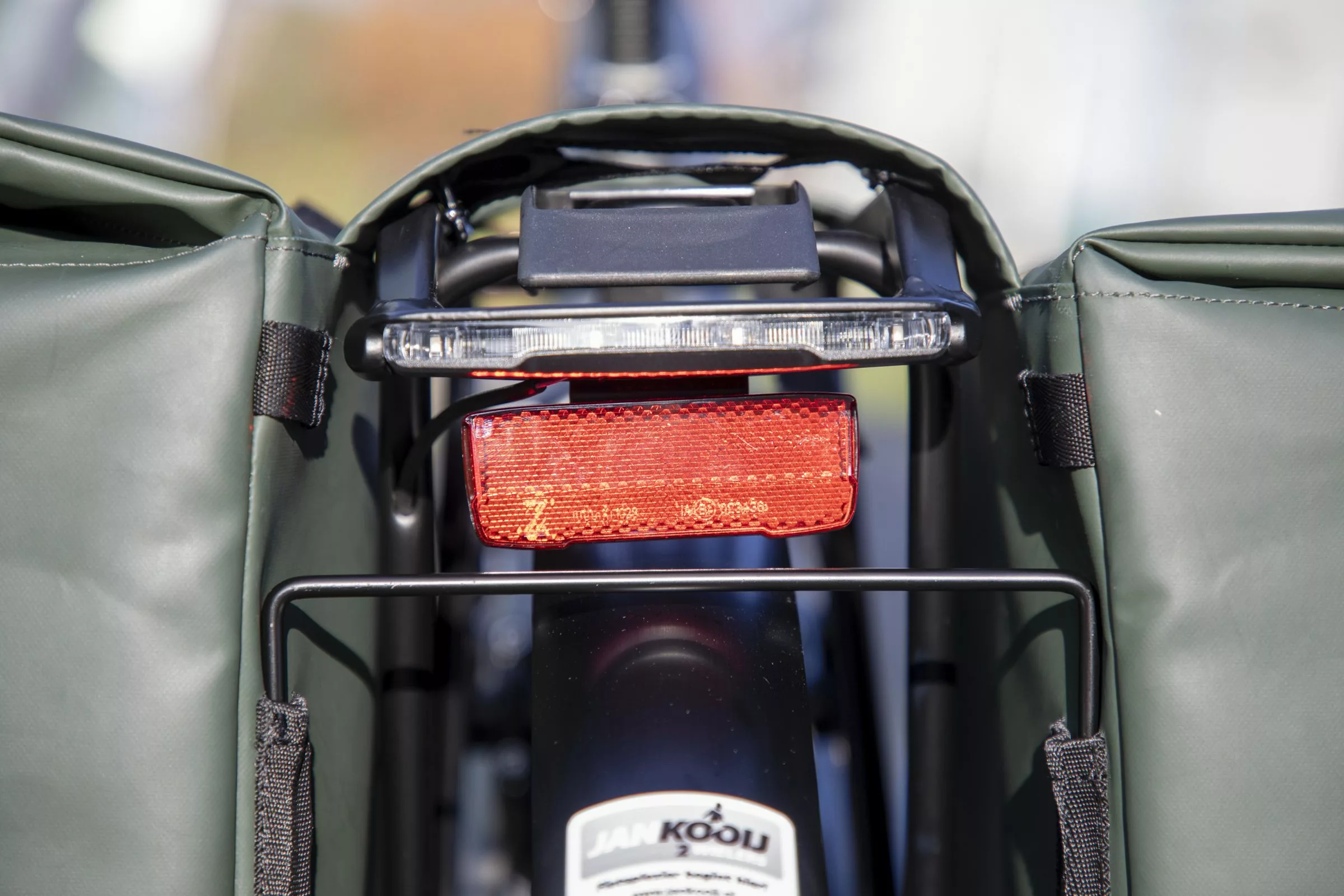 Double Sacoche Vélo New Looxs Odense - 39 Litres 11 Double Sacoche Vélo New Looxs Odense - 39 Litres – Image 11