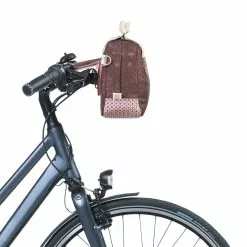 Sacoche De Guidon Basil Boheme Rouge 8l 10 Sacoche De Guidon Basil Boheme Rouge 8l -Casques vélo Soldes basil boheme city handlebar bag kf 8 liter red 4
