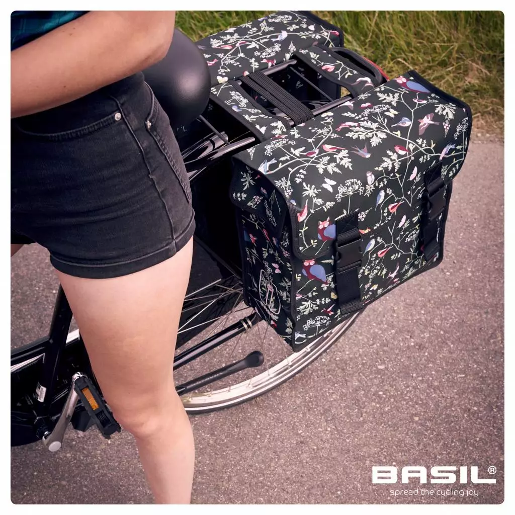 BASIL Sacoches Wanderlust Noir/Fleurs 35 L 4 BASIL Sacoches Wanderlust Noir/Fleurs 35 L – Image 4