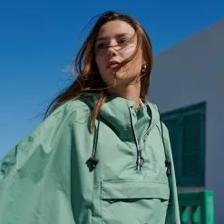 Le Temps Des Grenouilles Poncho De Pluie ADULTE - Coloris Unis 19 Le Temps Des Grenouilles Poncho De Pluie ADULTE - Coloris Unis -Casques vélo Soldes cape de pluie recyle vert pastel femme homme temps des grenouilles