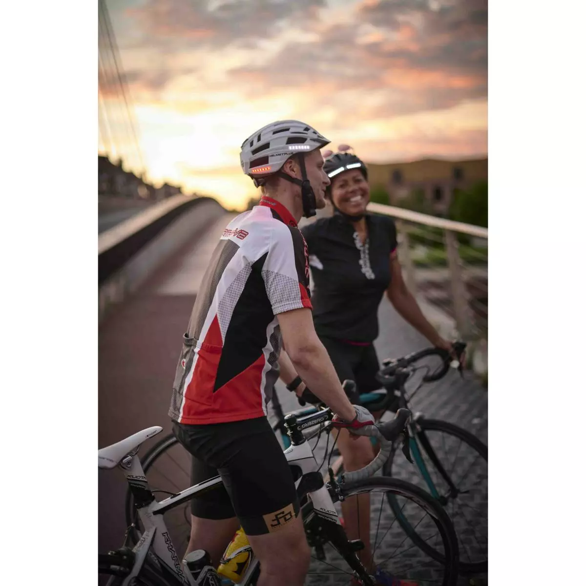 EOS Helmet Bluetooth Lumineux 3 EOS Helmet Bluetooth Lumineux – Image 3