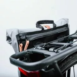 Mero Mero Sac Vélo MeroMero MINI Squamish 19 Mero Mero Sac Vélo MeroMero MINI Squamish -Casques vélo Soldes fixation sac a dos porte bagages mero mero mini squamish