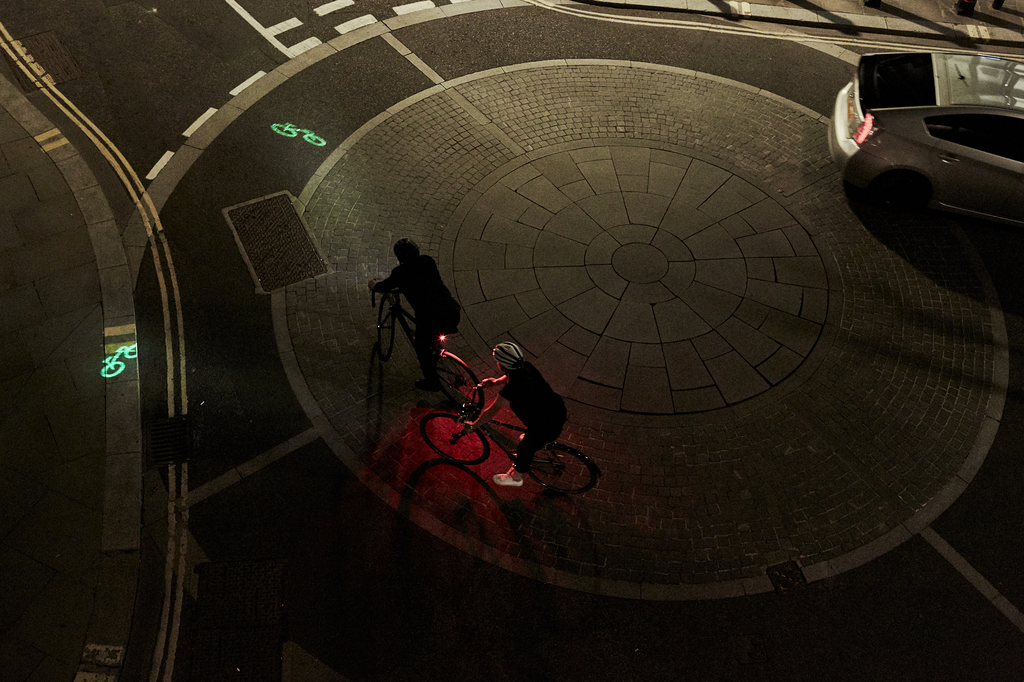 Eclairage Vélo Puissant 400 Lumens + Laser Beryl 1 Eclairage Vélo Puissant 400 Lumens + Laser Beryl