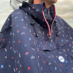 Le Temps Des Grenouilles Cape De Pluie Vélo ADULTE - Tissu à Motif 6 Le Temps Des Grenouilles Cape De Pluie Vélo ADULTE - Tissu à Motif -Casques vélo Soldes poncho pluie adulte design velo temps des grenouilles