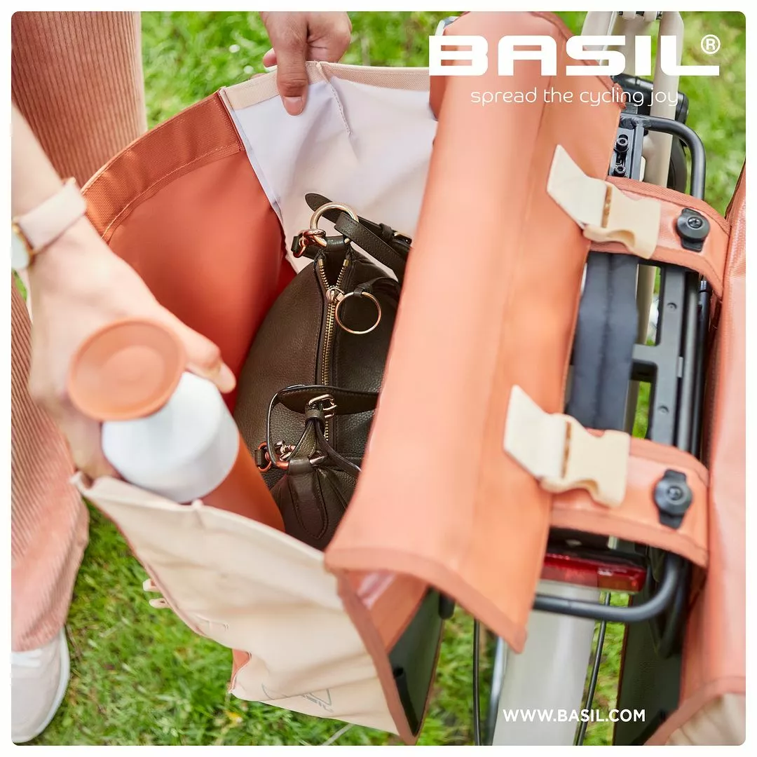 Sacoche Vélo Femme Basil Urban Load 53L 3 Sacoche Vélo Femme Basil Urban Load 53L – Image 3